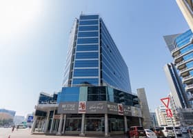 صورة لـ التصميم الخارجي للمبنى في بناية زينه